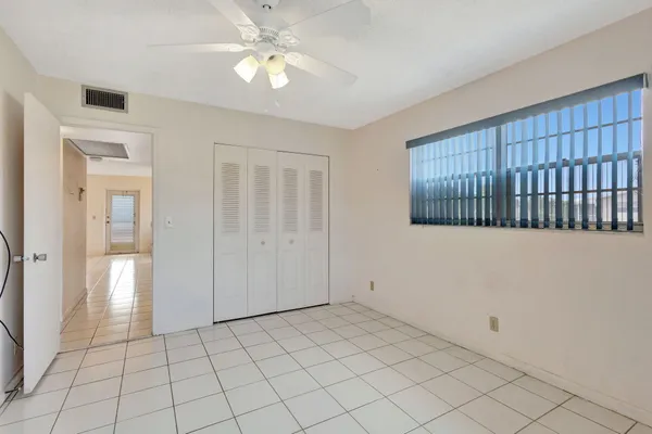 $1,400 | 332 Sheffield North, West Palm Beach, FL 33417