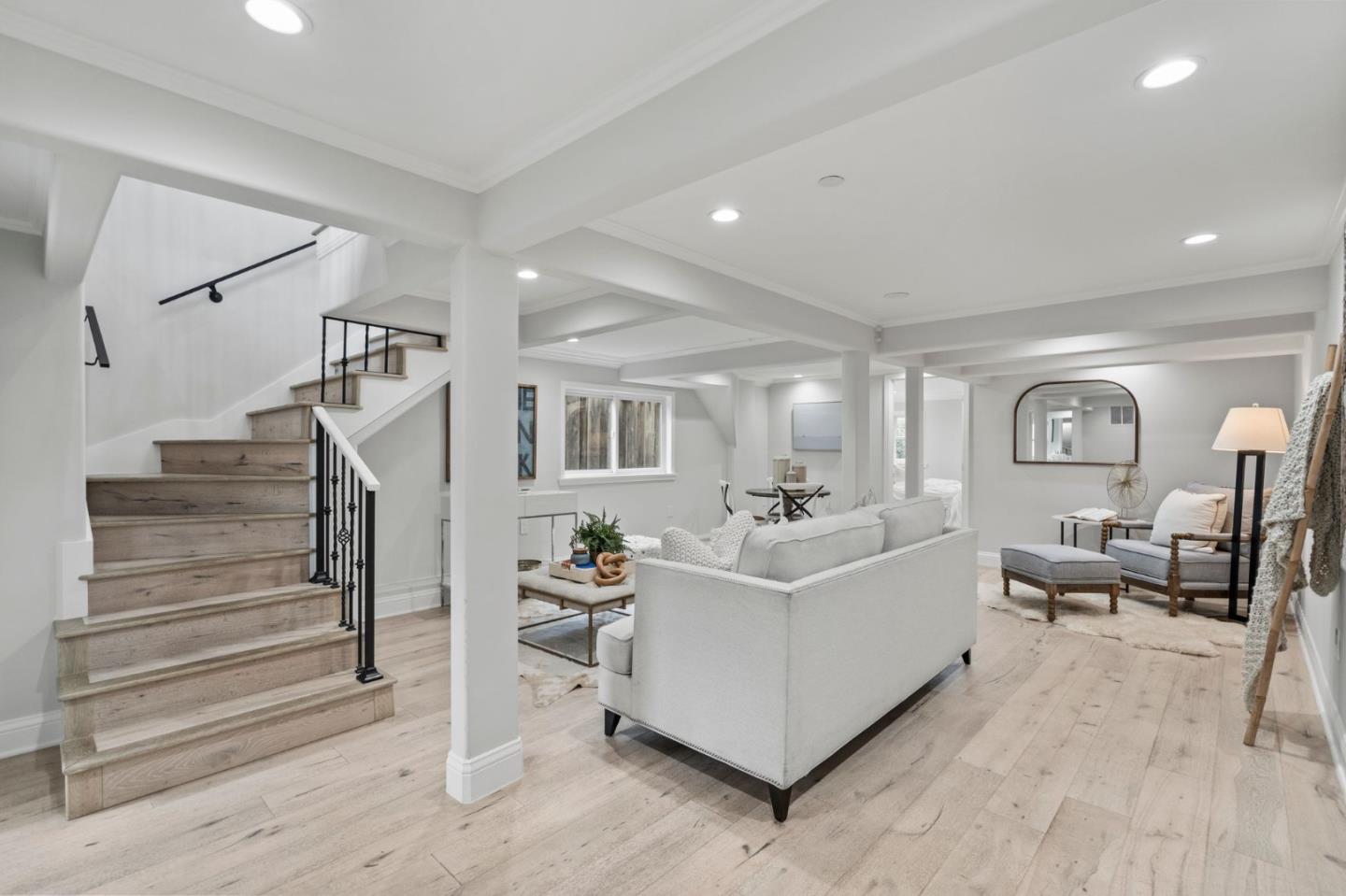 511 Corbitt Drive Burlingame, CA 94010 - Photo 14 of 43 a living room with furniture