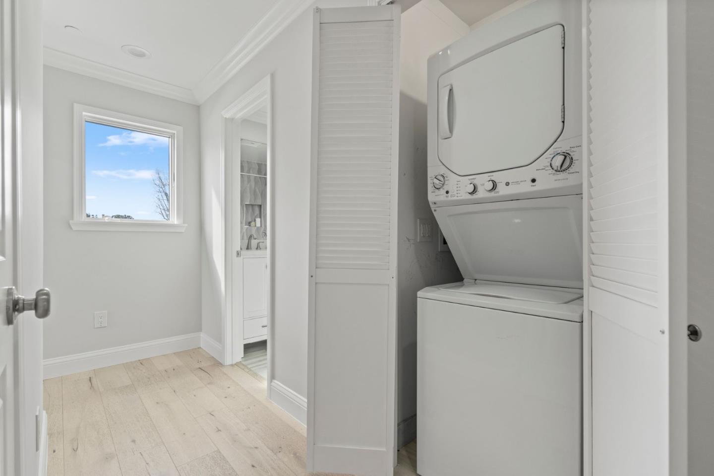 511 Corbitt Drive Burlingame, CA 94010 - Photo 25 of 43 a view of washer and dryer