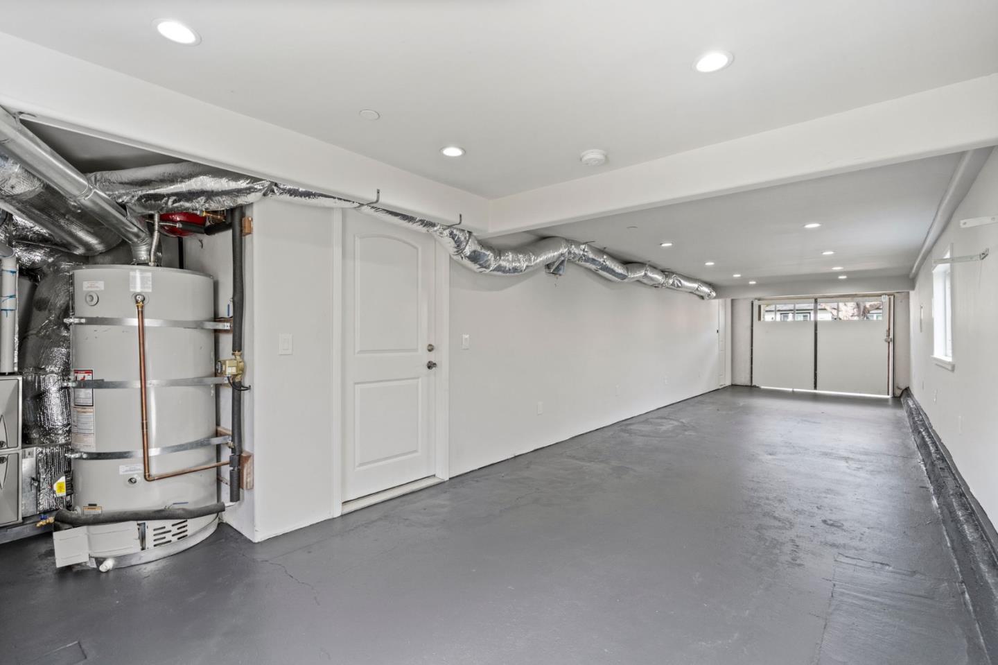 511 Corbitt Drive Burlingame, CA 94010 - Photo 33 of 43 a view of an empty room