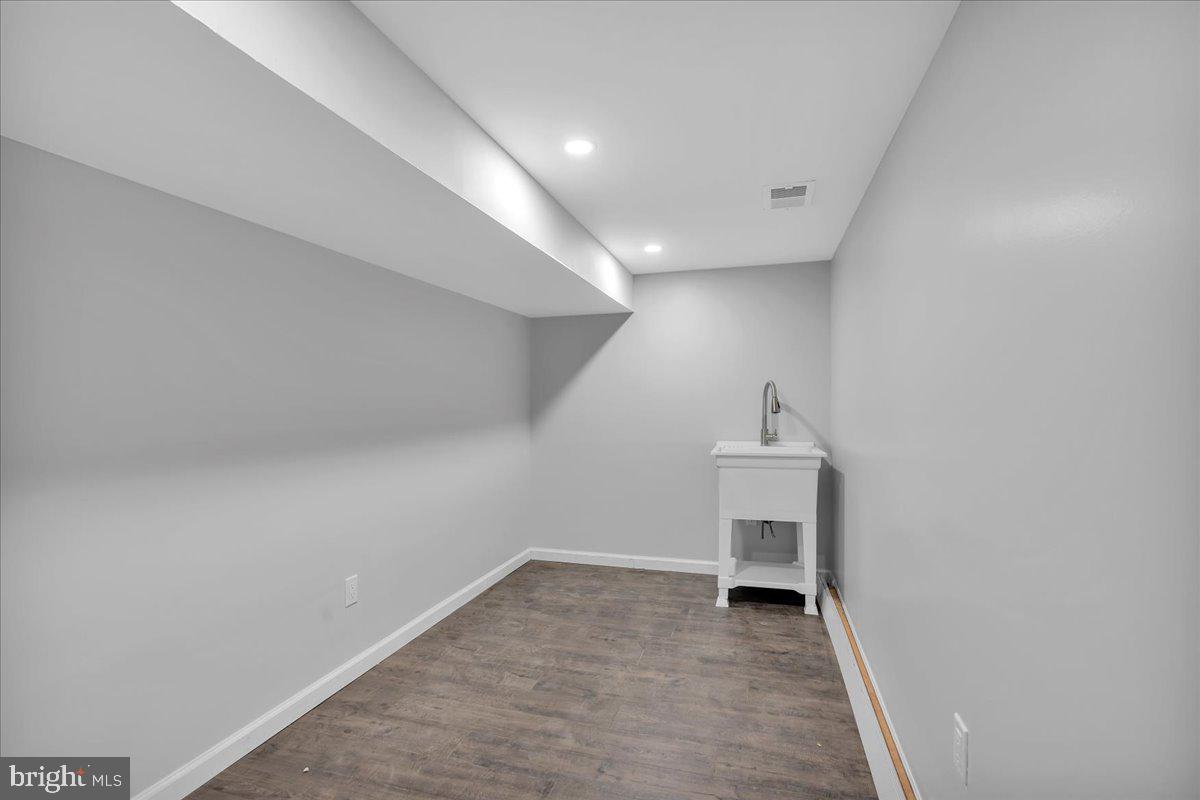 1065 Ironside Road Camden, NJ 08104 - Photo 19 of 24