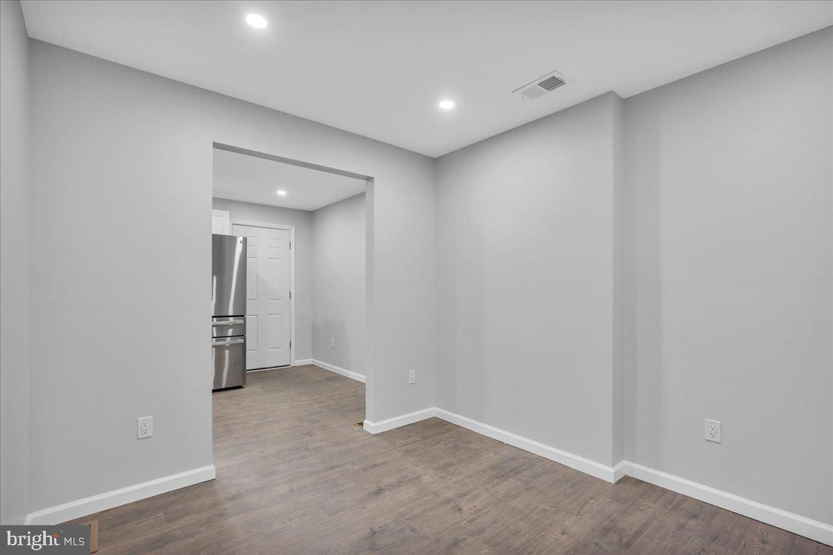 1065 Ironside Road Camden, NJ 08104 - Photo 6 of 24