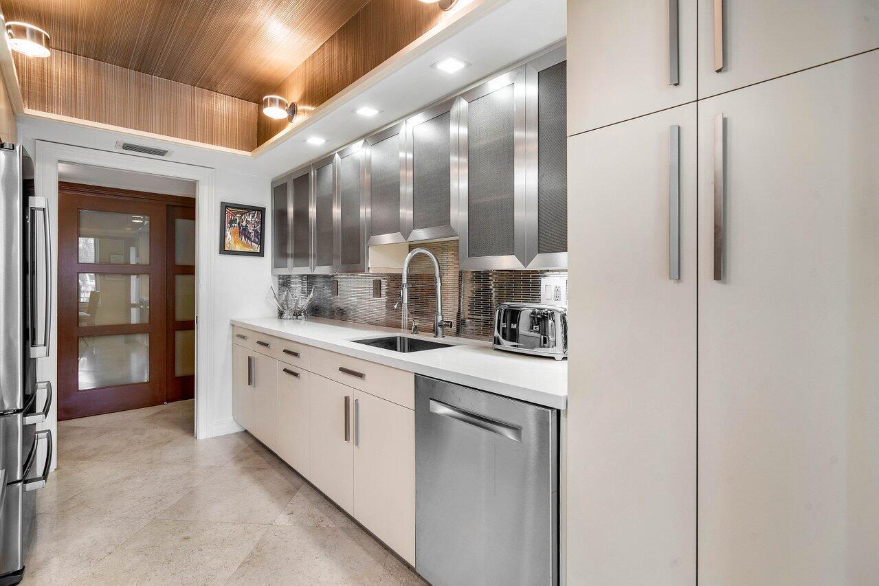 140 Southeast 5th Avenue, Unit 339 Boca Raton, FL 33432 - Photo 7 of 46 140 SE 5th Ave Boca Raton FL 33432 #339