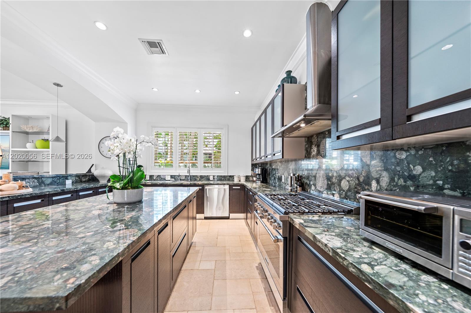 4196 Douglas Road Miami, FL 33133 - Photo 28 of 96