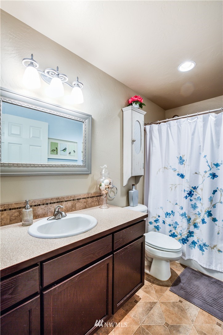 1003 Crest Loop Entiat, WA 98822 - Photo 16 of 25 Gallery Image 16
