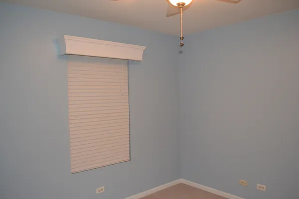 $2,400 | 161 Springbrook Trail South, Oswego, IL 60543