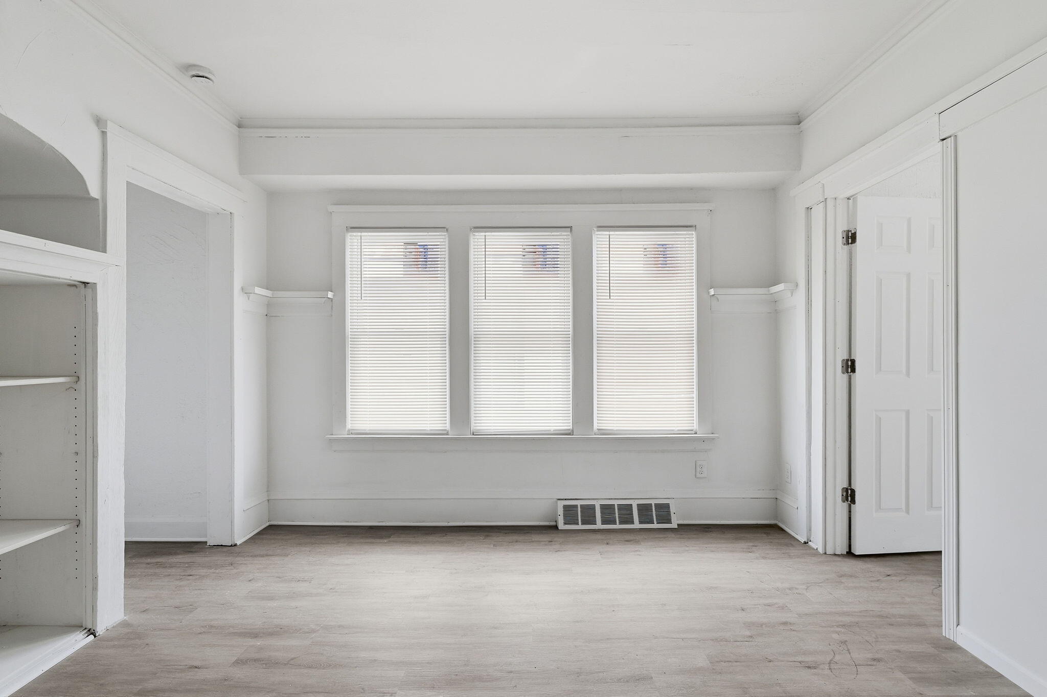 3282 North 30th Street, Unit 3284 Milwaukee, WI 53216 - Photo 22 of 31 22-web-or-mls-_1588863 Alexis Treadway