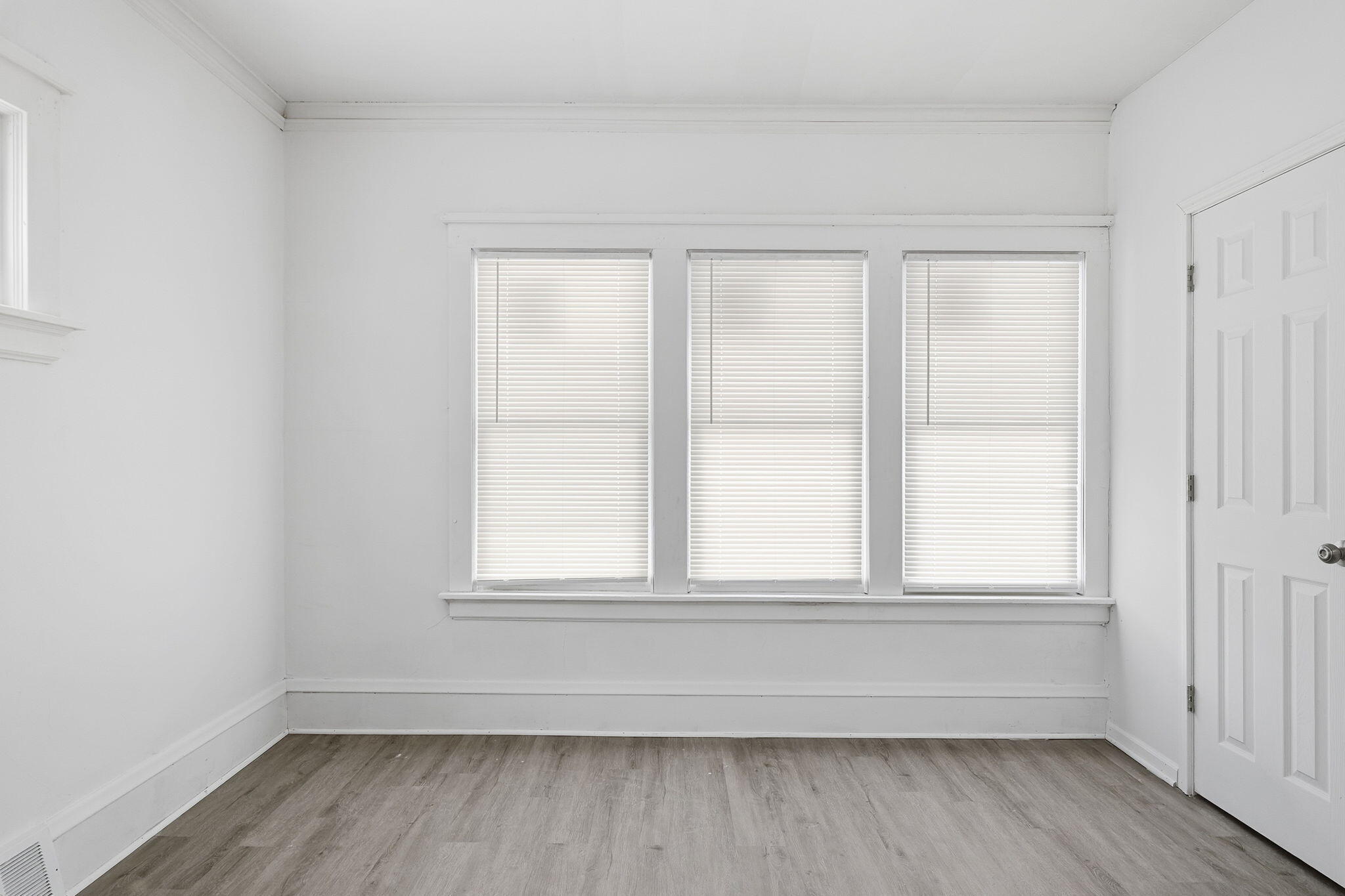 3282 North 30th Street, Unit 3284 Milwaukee, WI 53216 - Photo 5 of 31 5-web-or-mls-_1588818 Alexis Treadway