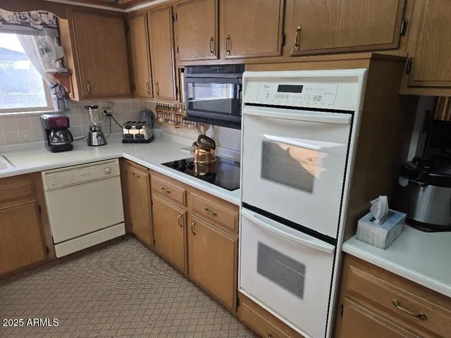 $2,600 | 10461 West Wininger Circle, Sun City, AZ 85351