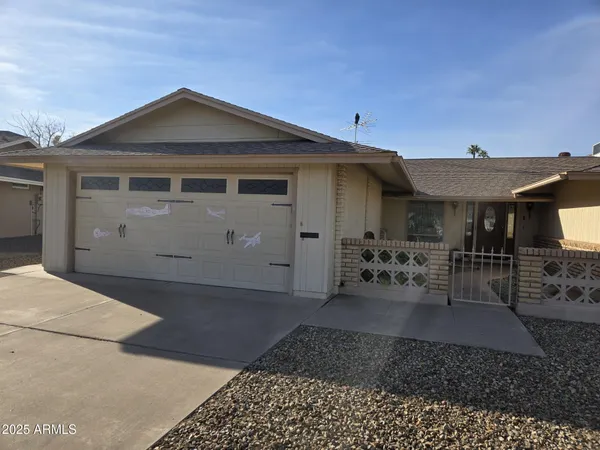 $2,600 | 10461 West Wininger Circle, Sun City, AZ 85351