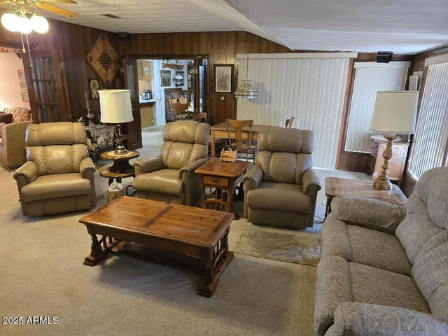 $2,600 | 10461 West Wininger Circle, Sun City, AZ 85351