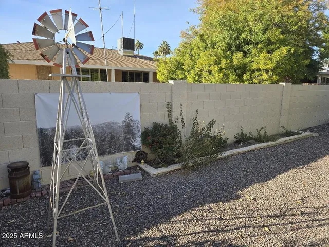 $2,600 | 10461 West Wininger Circle, Sun City, AZ 85351