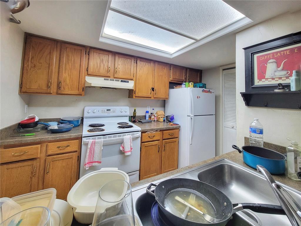 931 Southwest 57 Terrace Gainesville, FL 32607 - Photo 9 of 29 Gallery Image 9