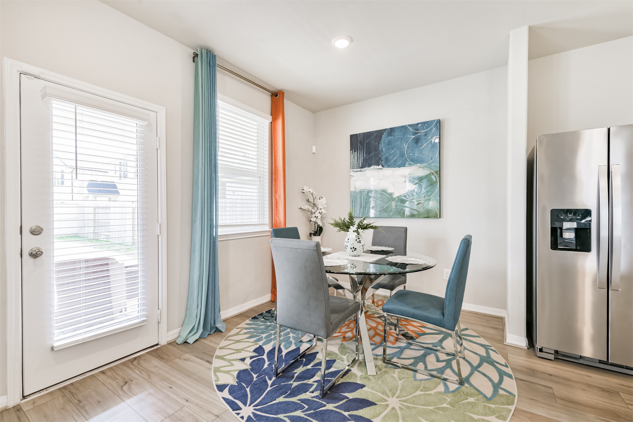 17465 Buckeye Branch Conroe, TX 77385 - Photo 13 of 47 All furniture and appliances are negotiable