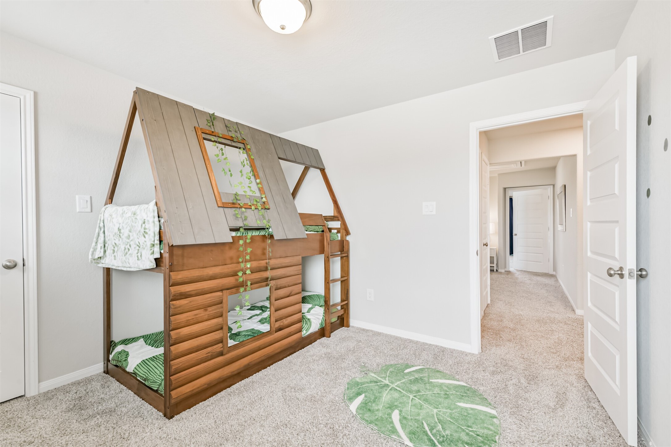17465 Buckeye Branch Conroe, TX 77385 - Photo 30 of 47 Bathroom 4