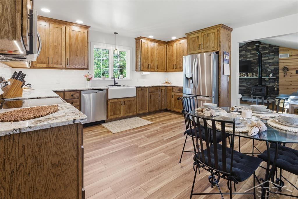 2775 East Siebert Road Midland, MI 48642 - Photo 5 of 47