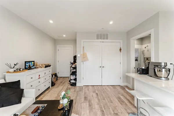 $3,195 | 1457 Tremont Street, Unit 308, Boston, MA 02120