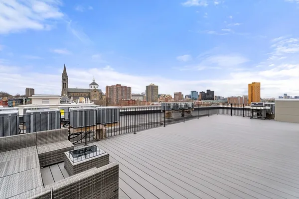 $3,195 | 1457 Tremont Street, Unit 308, Boston, MA 02120
