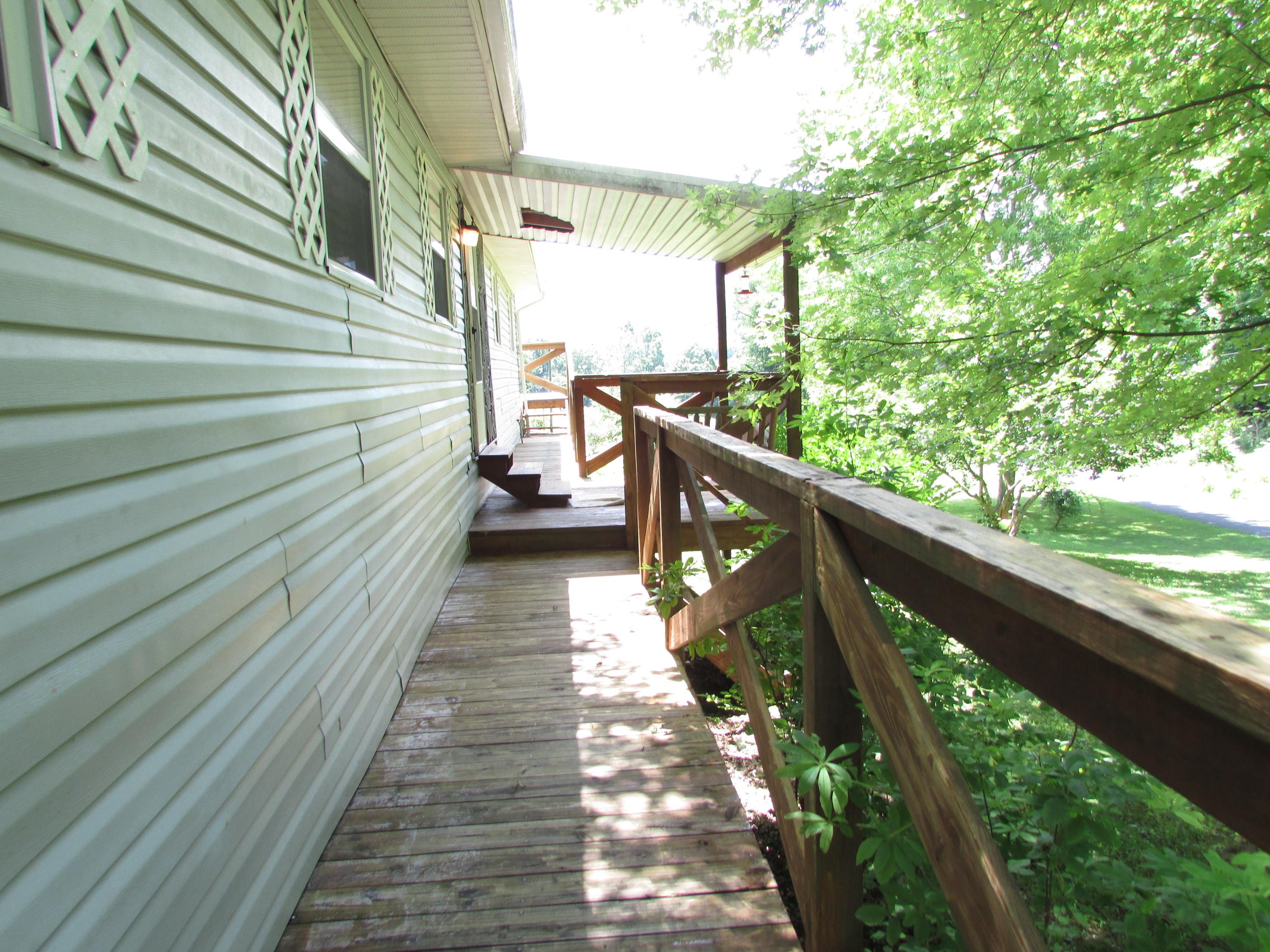 154 Carter Branch Road Elizabethton, TN 37643 - Photo 11 of 25 IMG_6738