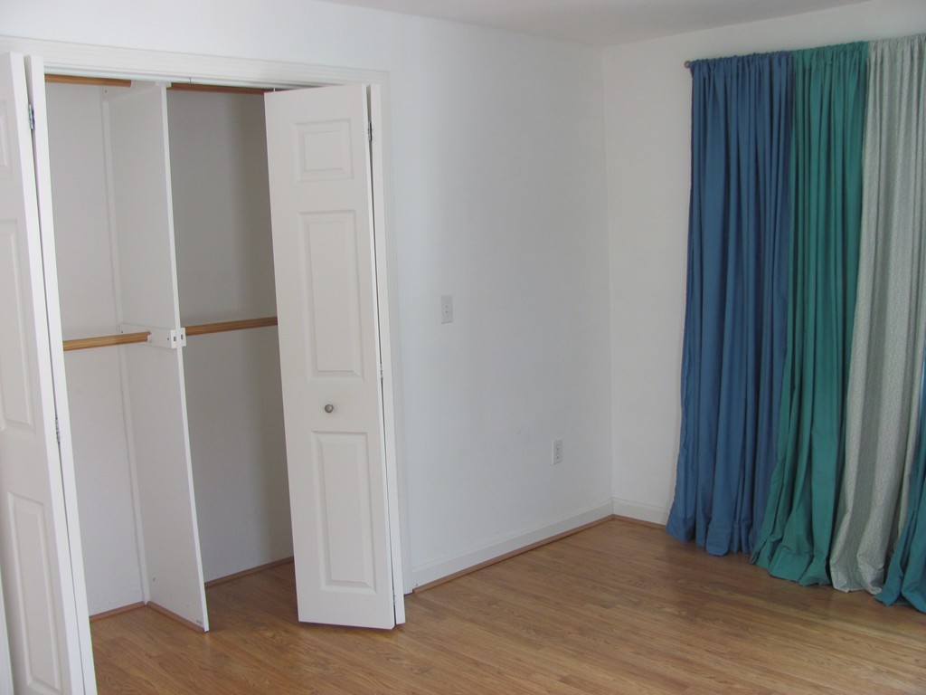 42 Grammont Road Worcester, MA 01607 - Photo 6 of 14 Gallery Image 6
