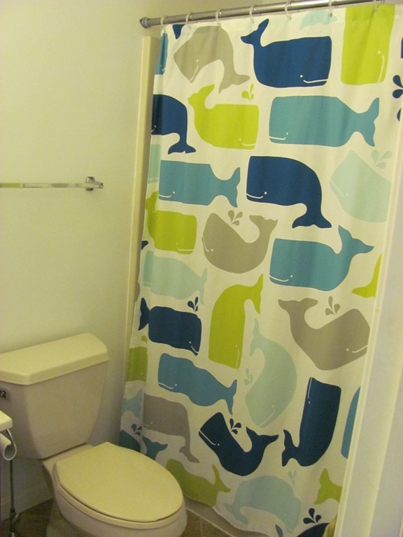 42 Grammont Road Worcester, MA 01607 - Photo 8 of 14 Gallery Image 8