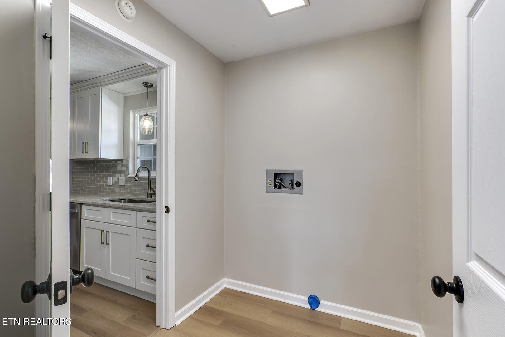 12409 Boyd Station Road Knoxville, TN 37934 - Photo 23 of 60 Laundry Room