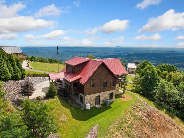 $699,900 | 316 Reflections Pt Trail, Fancy Gap, VA 24328