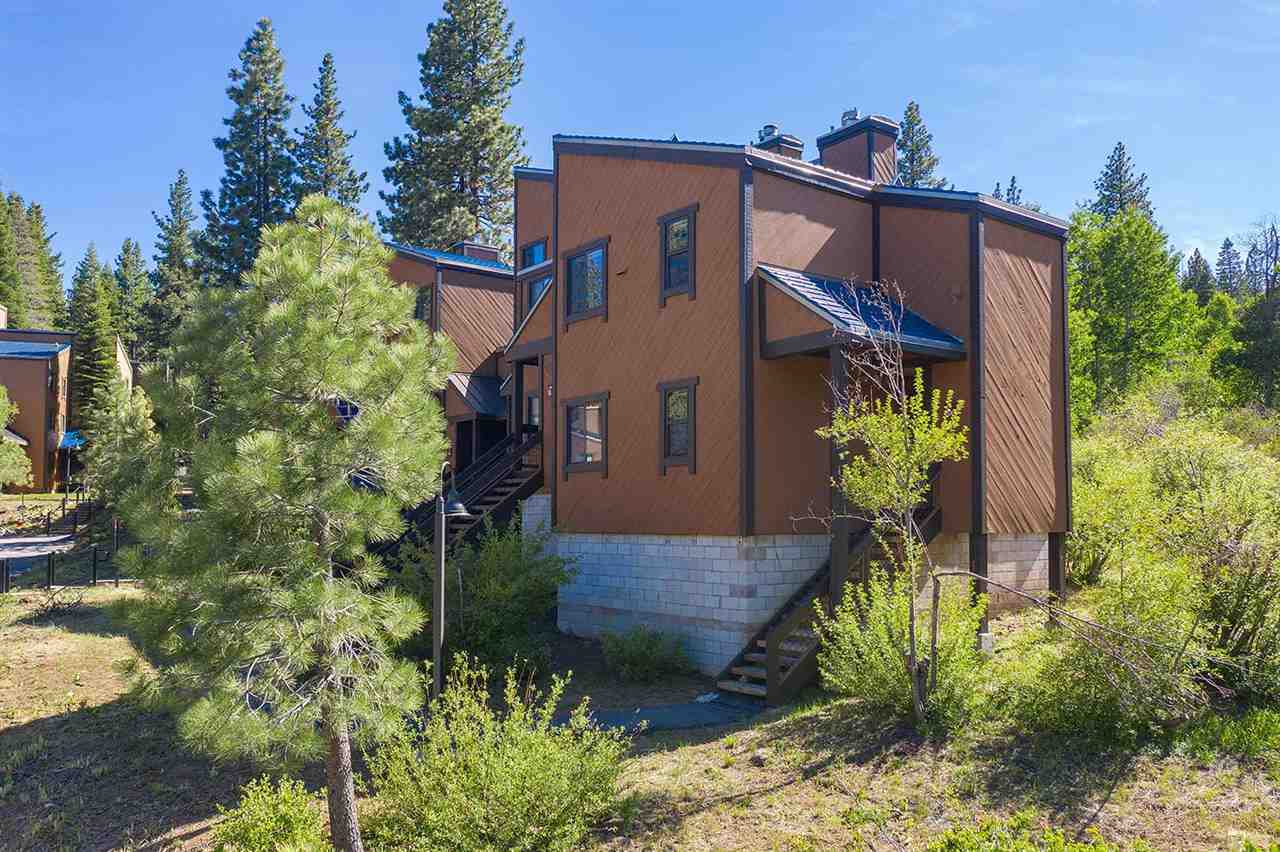 3061 Silver Strike Truckee, CA 96161 - Photo 2 of 21