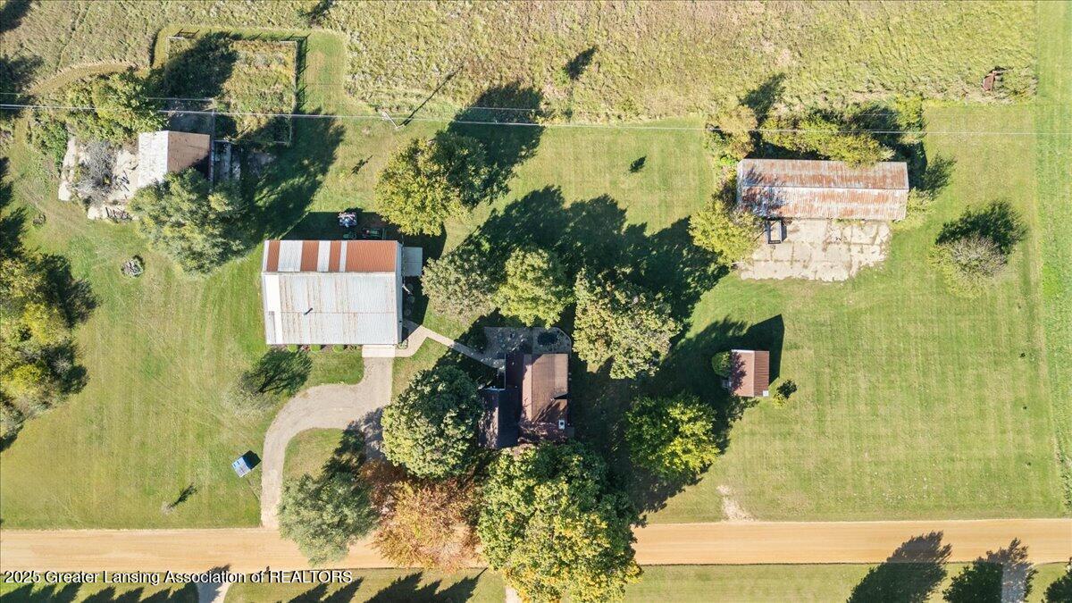 9404 Babcock Road Bellevue, MI 49021 - Photo 38 of 54 39-Media Jett - 08