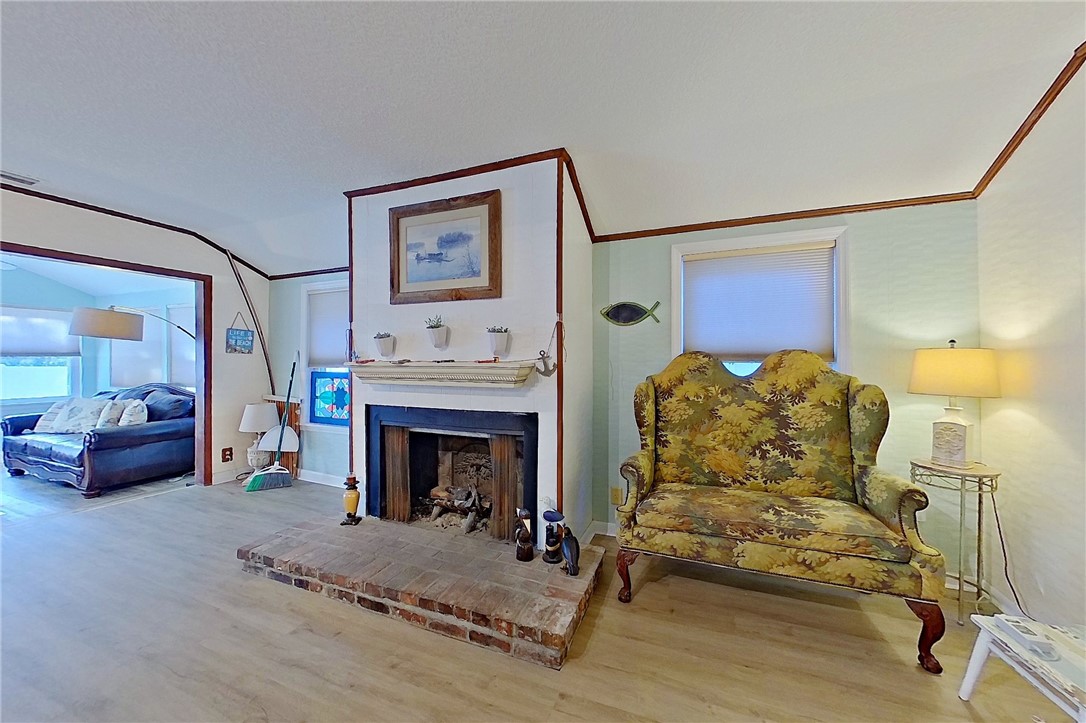 419 Pine Street St. Simons Island, GA 31522 - Photo 17 of 36