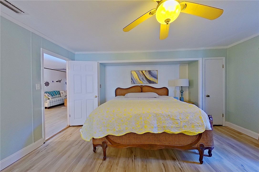 419 Pine Street St. Simons Island, GA 31522 - Photo 23 of 36