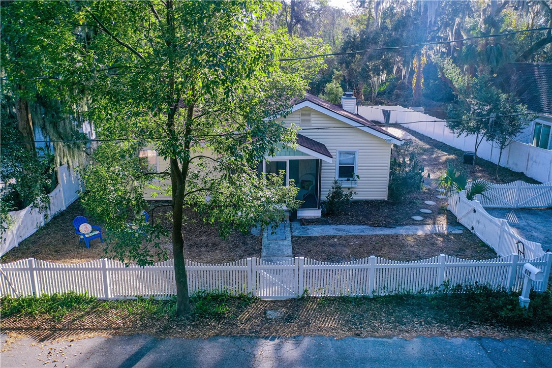 419 Pine Street St. Simons Island, GA 31522 - Photo 5 of 36