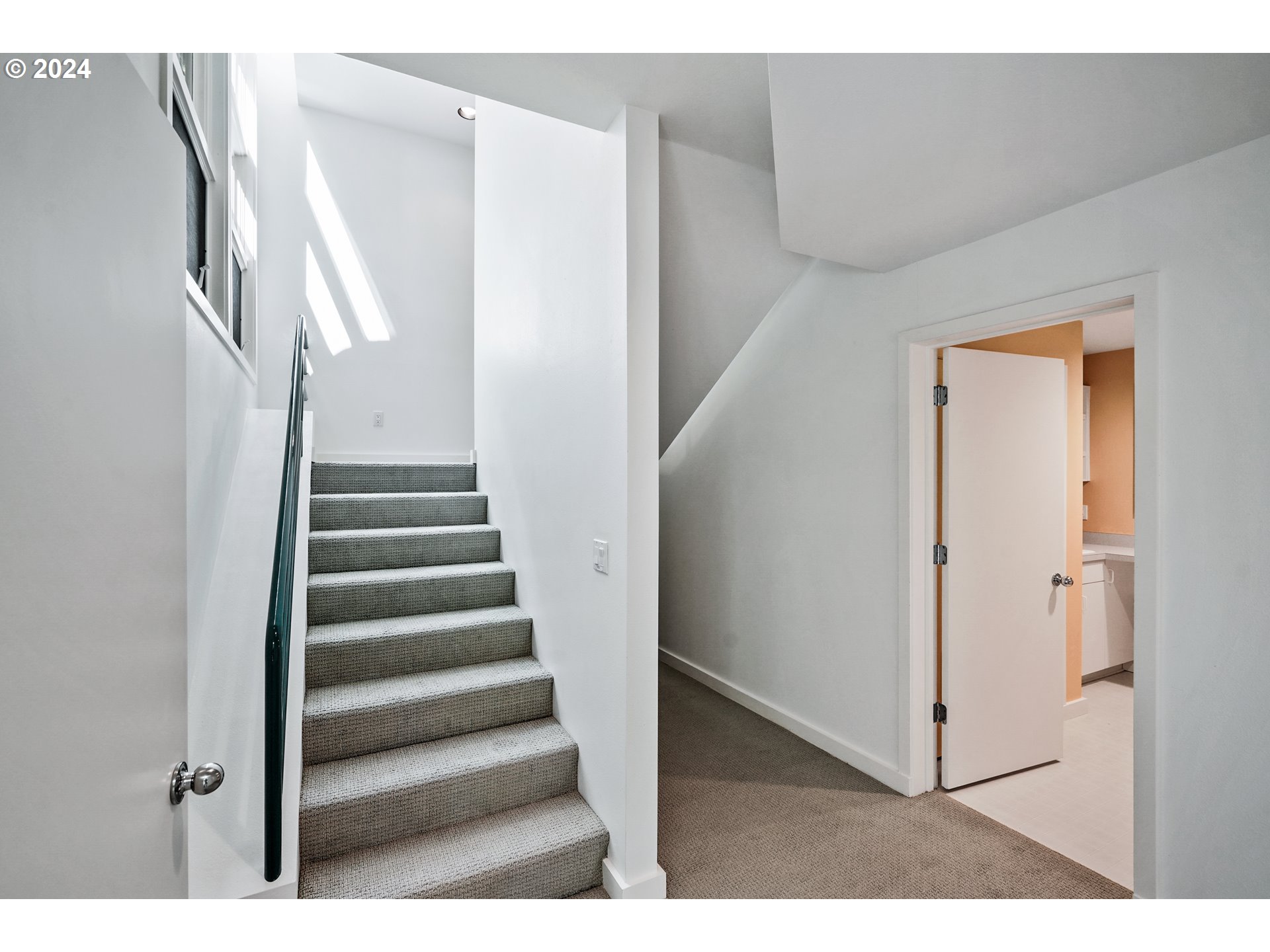 6815 Northwest Concord Drive Corvallis, OR 97330 - Photo 33 of 48 a view of entryway with a front door