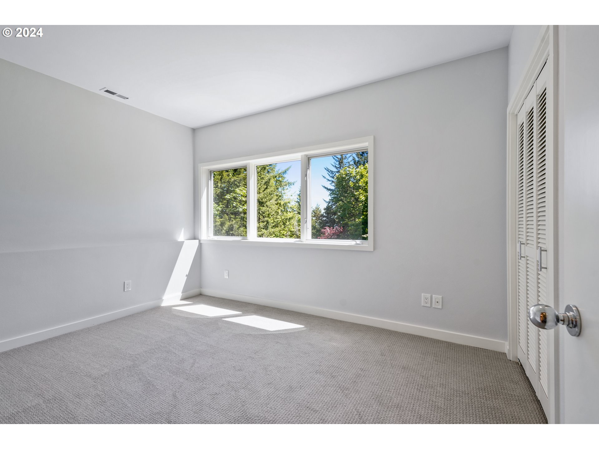 6815 Northwest Concord Drive Corvallis, OR 97330 - Photo 34 of 48 an empty room with windows