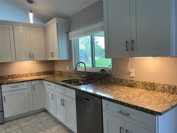 $2,600 | 12736 Newfield Drive, Orlando, FL 32837