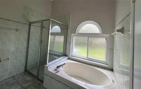 $2,600 | 12736 Newfield Drive, Orlando, FL 32837