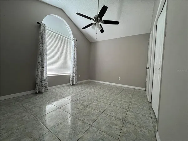 $2,600 | 12736 Newfield Drive, Orlando, FL 32837