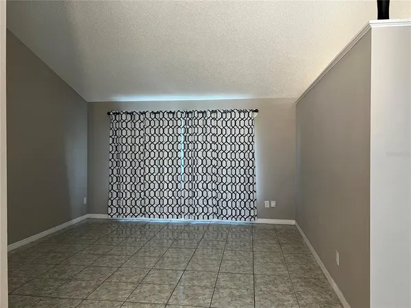 $2,600 | 12736 Newfield Drive, Orlando, FL 32837