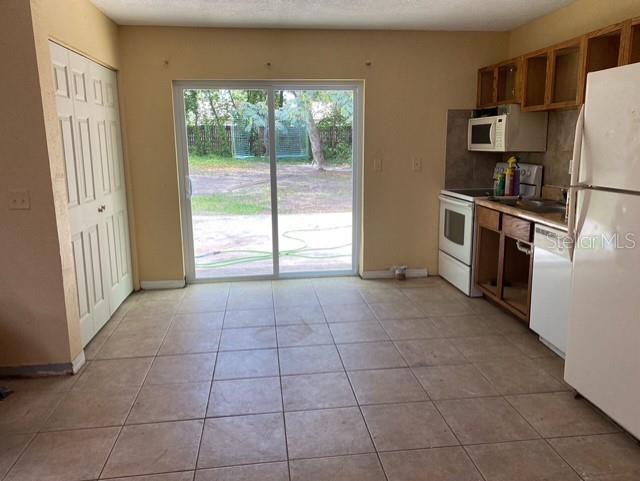 11225 Mercedes Street Spring Hill, FL 34609 - Photo 2 of 7