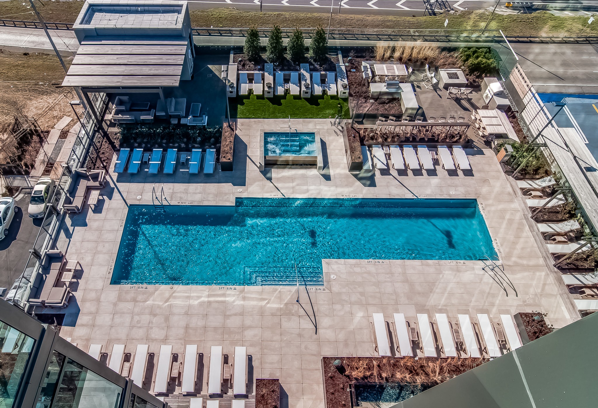 1212 Laurel Street, Unit 1815 Nashville, TN 37203 - Photo 24 of 26 a view of swimming pool with outdoor seating