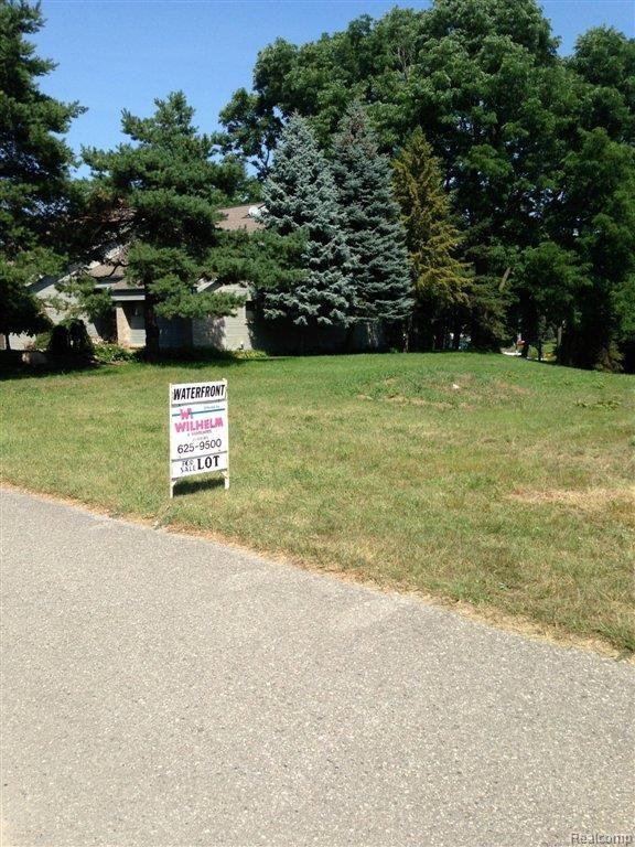 Vl Heights Road Lake Orion, MI 48362 - Photo 1 of 3 2.jpg