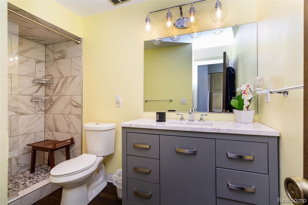 27330 Arborway Road, Unit 17 Southfield, MI 48033 - Photo 29 of 50 Gallery Image 29