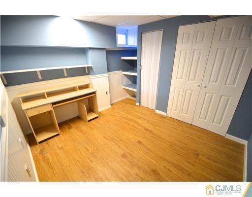 31 Liberty Drive Dayton, NJ 08810 - Photo 22 of 25 Gallery Image 22