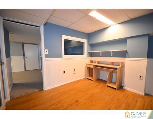 31 Liberty Drive Dayton, NJ 08810 - Photo 23 of 25 Gallery Image 23