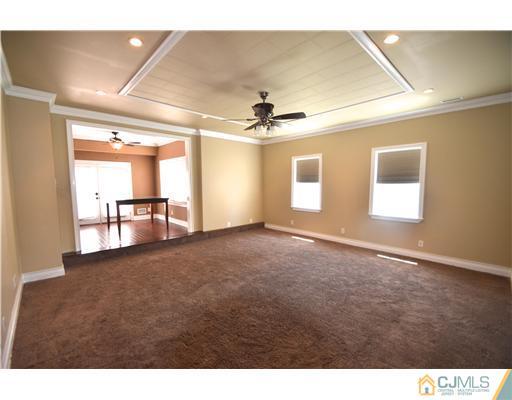 31 Liberty Drive Dayton, NJ 08810 - Photo 6 of 25 Gallery Image 6