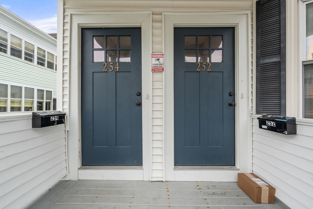 252 Shaw Street Lowell, MA 01851 - Photo 3 of 27
