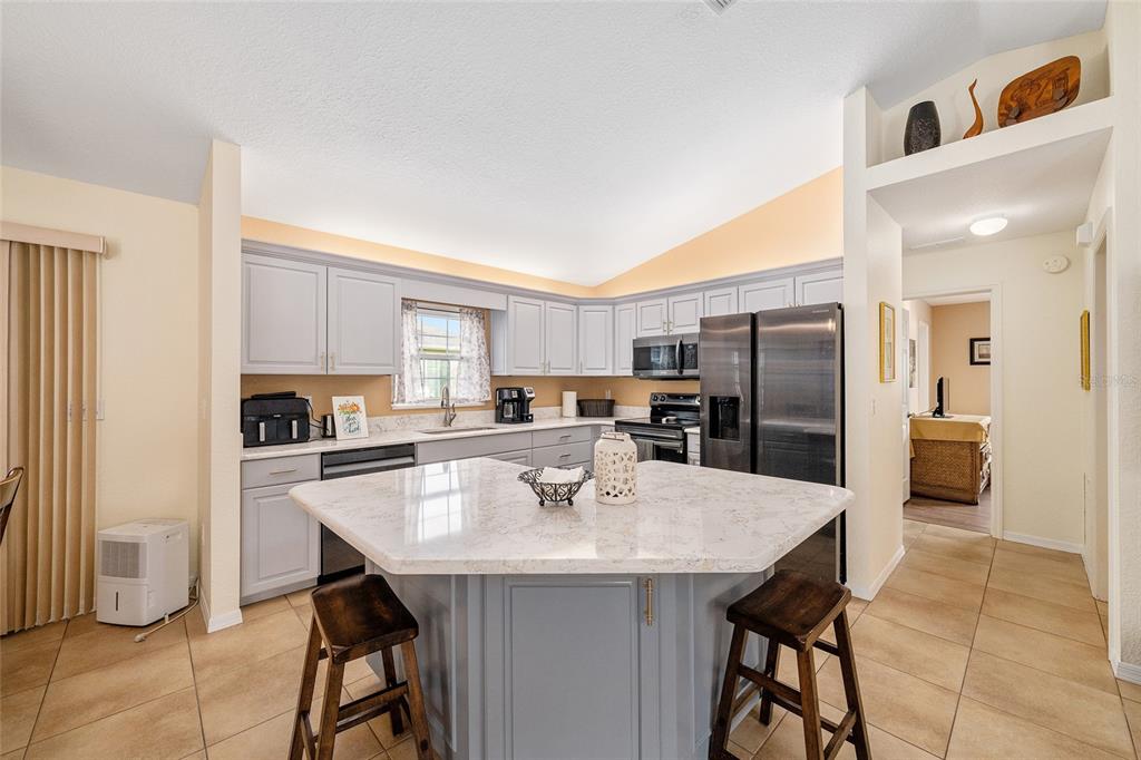 8516 Southeast 137th Loop Summerfield, FL 34491 - Photo 16 of 67