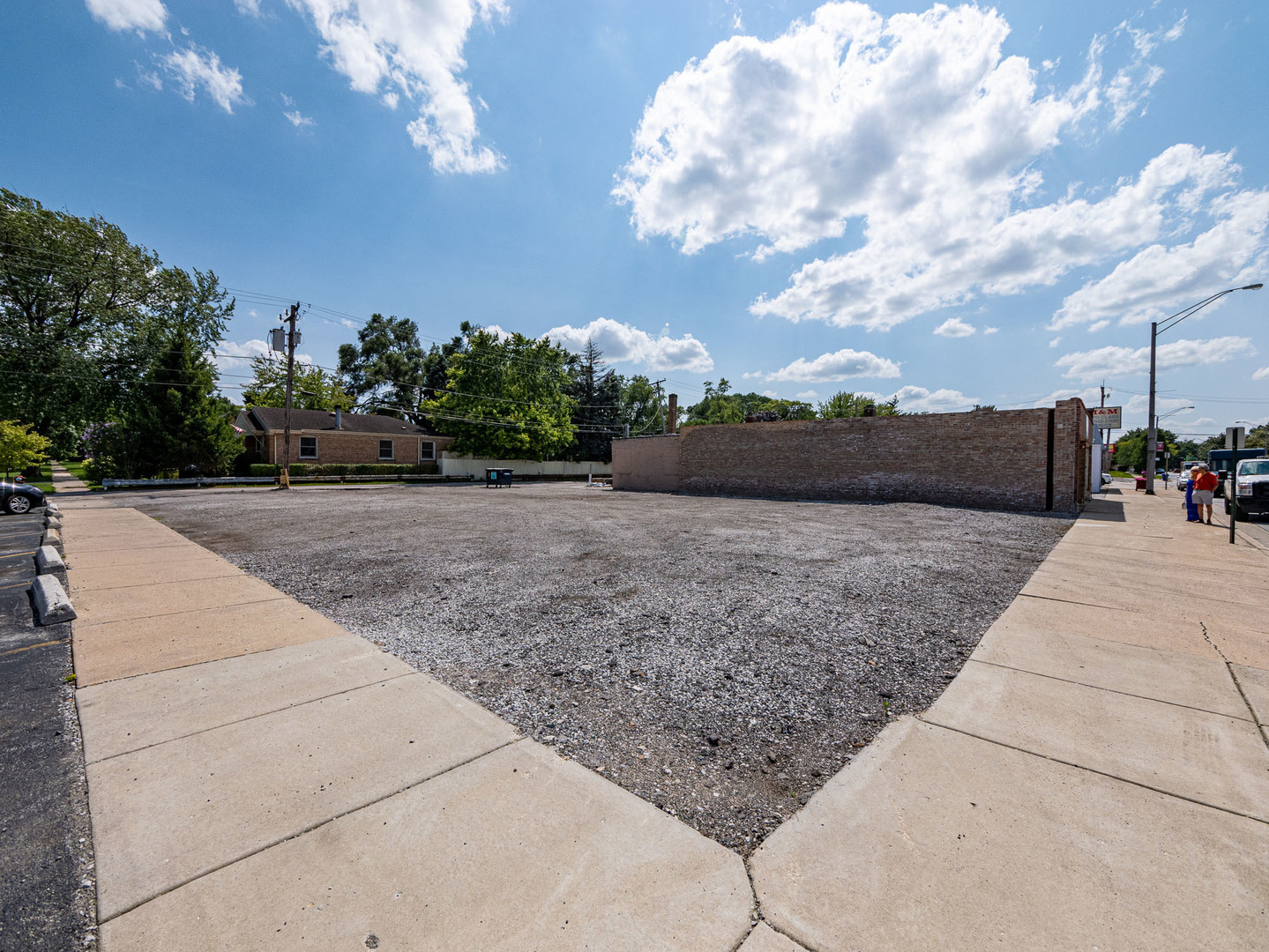 4031 147th Street Midlothian, IL 60445 - Photo 4 of 6 a view of a backyard