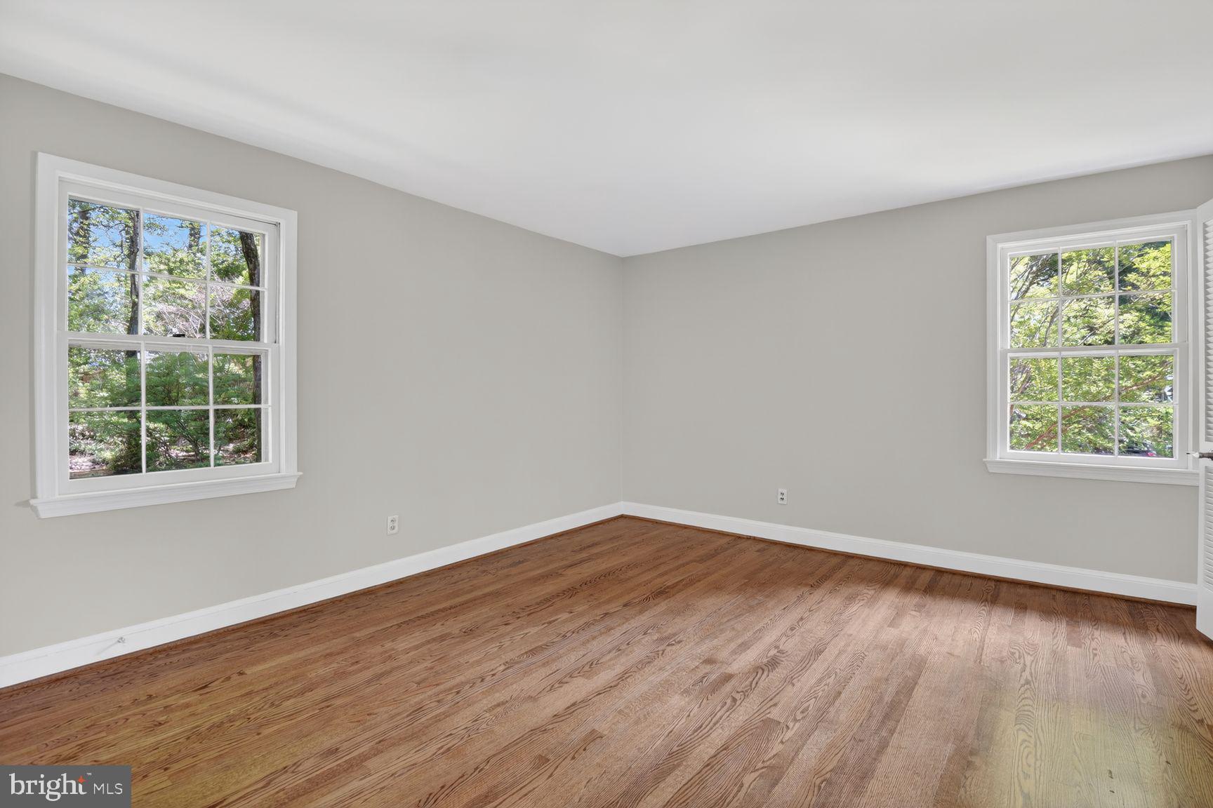 312 Kimblewick Drive Silver Spring, MD 20904 - Photo 28 of 61 Bright and spacious master bedroom