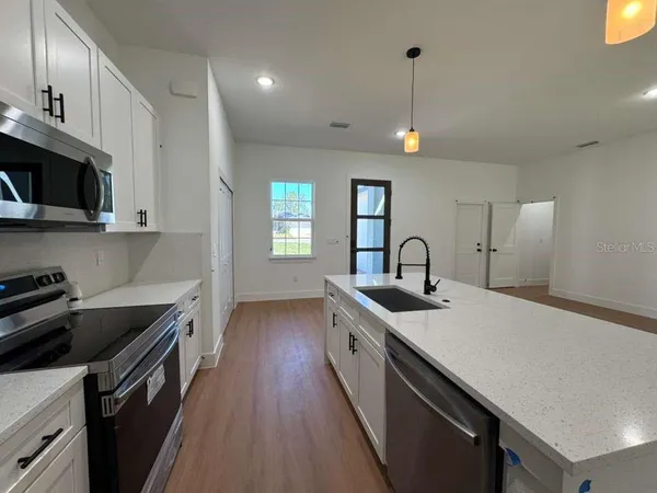 $1,950 | 16090 Southwest 35th Court Road, Ocala, FL 34473